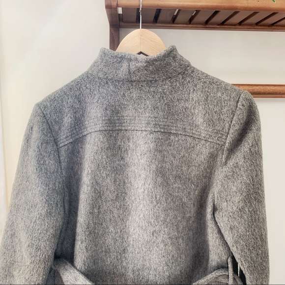 Long wool coat made in Canada - Picture 6 of 7